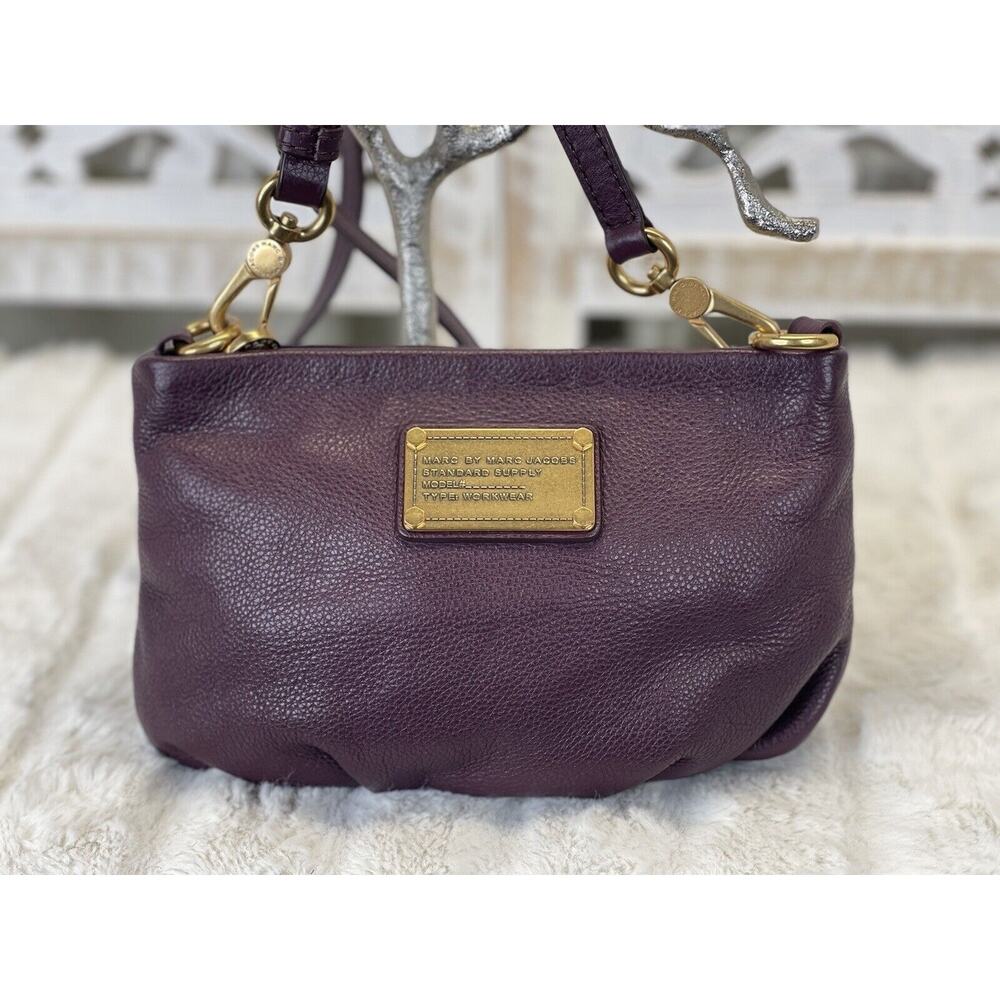 MARC BY MARC JACOBS Q Percy Small BURGUNDY Leather Crossbody Bag Classic Style